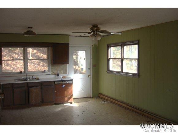 677 Courtney Drive - Photo 6