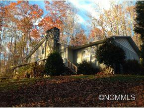 38 Deepwoods Drive