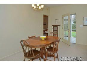 192 Cambridge Dr - Photo 4