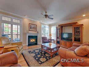 15 FOREST KNOLL DRIVE - Photo 4