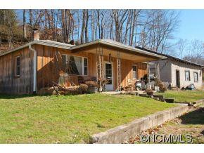 987 Max Thompson Road - Photo 2