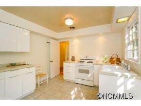 95 East Euclid - Photo 11