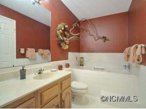 905 FLEETWOOD PLAZA - Photo 13
