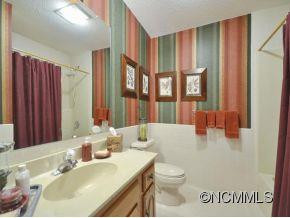 905 FLEETWOOD PLAZA - Photo 15