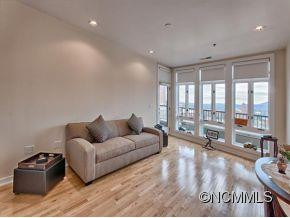 21 BATTERY PARK #605 - Photo 11