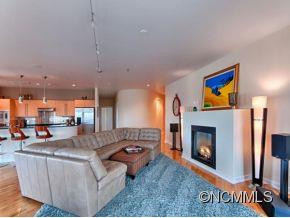21 BATTERY PARK #605 - Photo 3