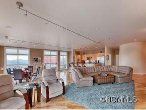 21 BATTERY PARK #605 - Photo 4