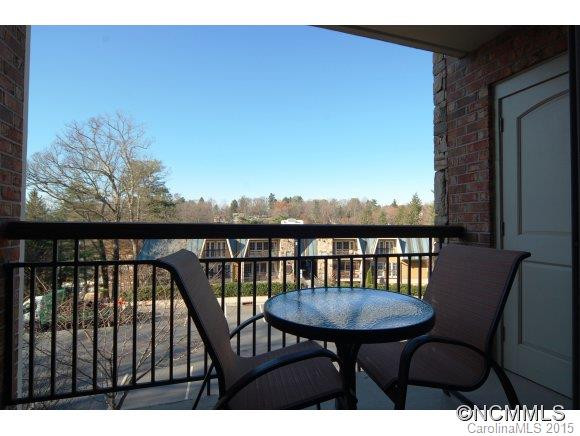 222 Bowling Park Road - Photo 10