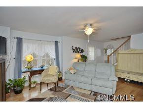128 Sleepy Forest Drive - Photo 4