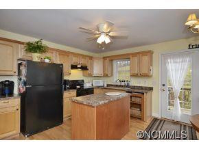 128 Sleepy Forest Drive - Photo 7