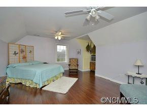 128 Sleepy Forest Drive - Photo 8
