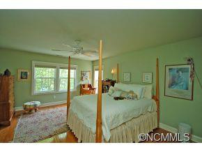 140 Covered Bridge - Photo 15