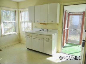 9 Spears Avenue - Photo 2