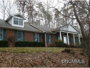1 DOGWOOD GLEN CIRCLE
