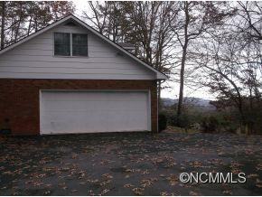 1 DOGWOOD GLEN CIRCLE - Photo 2