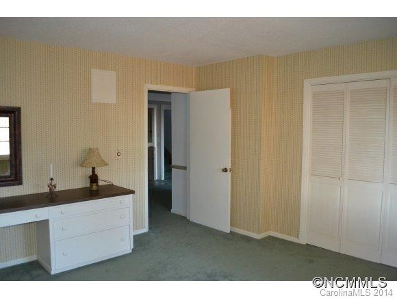 1339 Hogback Mountain Road - Photo 14