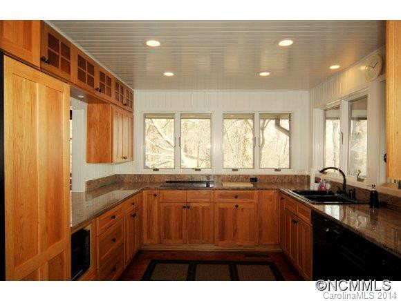 1339 Hogback Mountain Road - Photo 6
