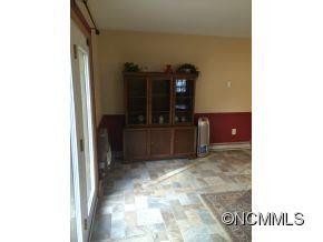 82 Lees Creek Road - Photo 5