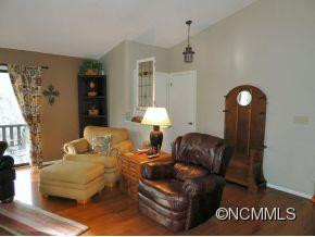 440 Deerhaven Lane - Photo 3
