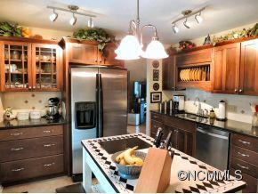 440 Deerhaven Lane - Photo 6