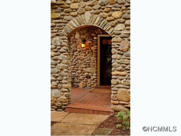 25 Warwick Place - Photo 3