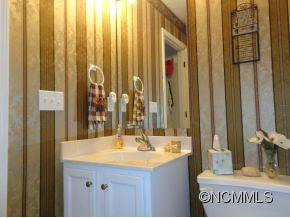 188 Wiltshire Circle - Photo 8