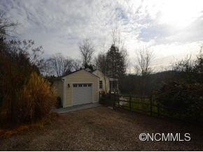 1111 TEMON STREET - Photo 3