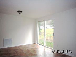 180 Warren Creek Road - Photo 4