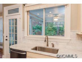 404 Conifer Court - Photo 9