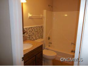 4 Moss Lane - Photo 7