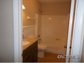 4 Moss Lane - Photo 8