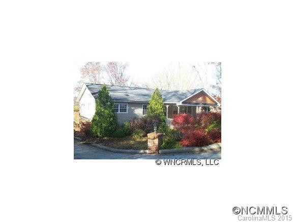326 Whispering Hills Dr.