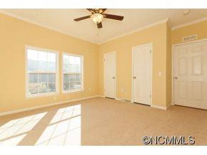 8 Blaines Way - Photo 12