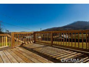 8 Blaines Way - Photo 17