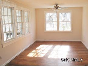 112 Louisa Street - Photo 4