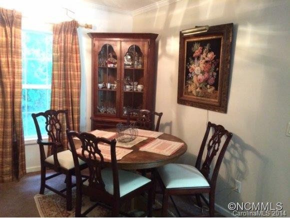 370 Fox Cove Road - Photo 10