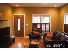 11 Central Ave W - Photo 13