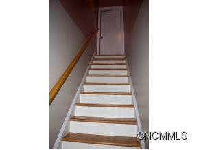 11 Central Ave W - Photo 21