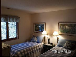 163 Essex Circle - Photo 12