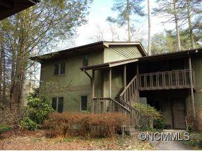 163 Essex Circle - Photo 3