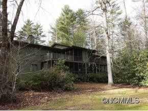 163 Essex Circle - Photo 4