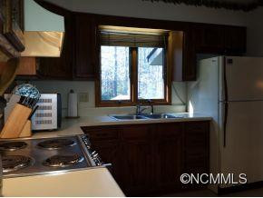 163 Essex Circle - Photo 10
