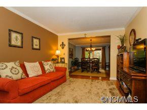 125 Forest Lake Drive - Photo 3