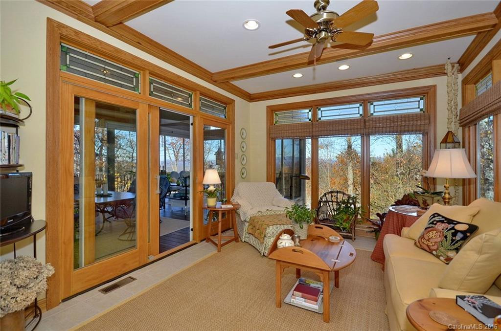 121 Tarnhill Drive - Photo 11