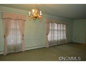594 Country Club Drive - Photo 14