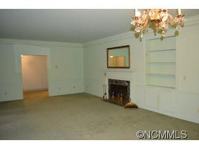 594 Country Club Drive - Photo 18