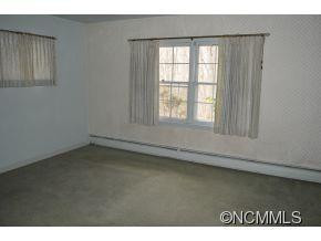 594 Country Club Drive - Photo 4