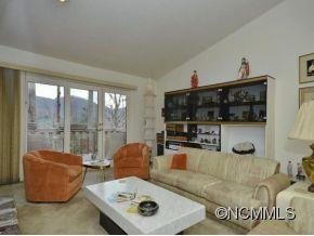 38 RIDGEVIEW DRIVE - Photo 3