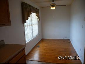 307 HEMLOCK SPRINGS TRAIL - Photo 7