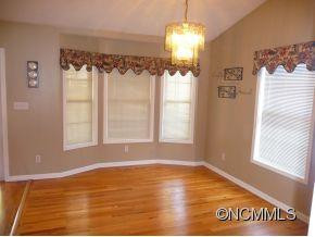 307 HEMLOCK SPRINGS TRAIL - Photo 9